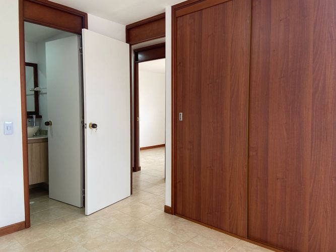 Apartamento de 3 alcobas en venta en Aldea Verde, Sabaneta, 92 m² · foto 15 de 18