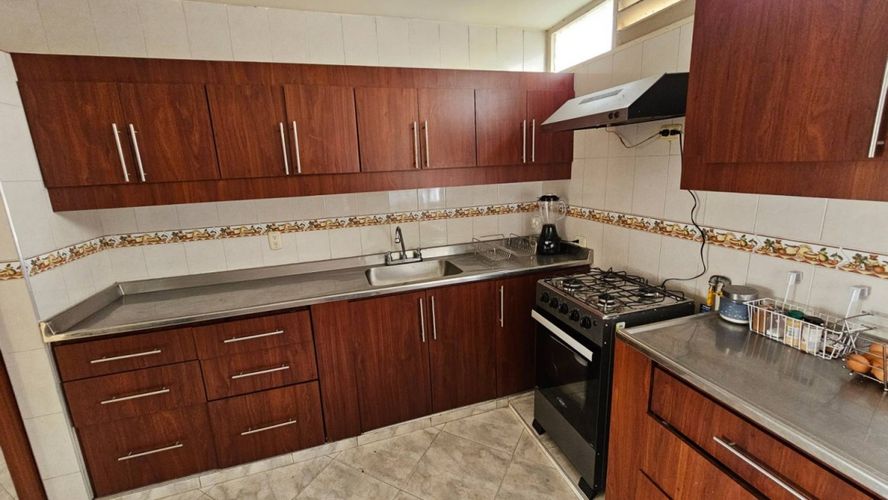 Apartamento de 4 alcobas en venta en Sotomayor, Bucaramanga, 220 m² · foto 4 de 9