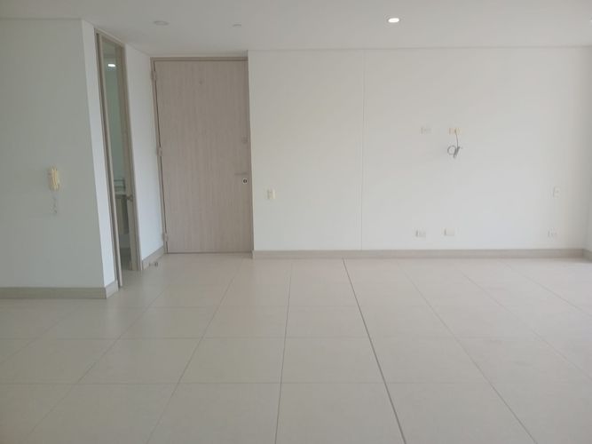 Apartamento de 3 alcobas en arriendo en El Poblado, Medellín, 135 m² · foto 4 de 20