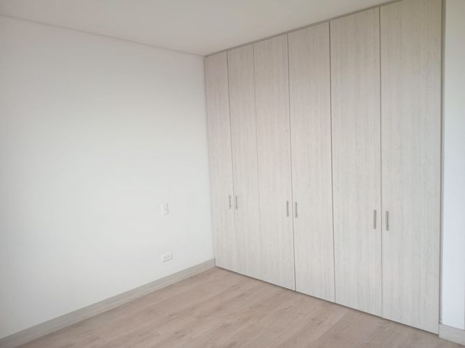 Apartamento de 3 alcobas en arriendo en El Poblado, Medellín, 135 m² · foto 17 de 20