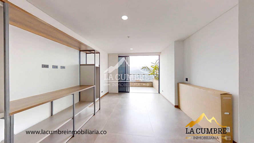 Apartamento en venta en Altos Del Poblado, Medellín · foto 4 de 12