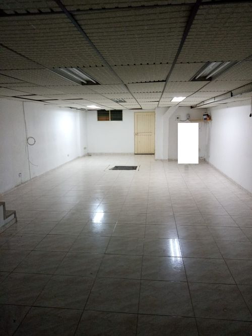 Bodega en arriendo en Sector Lago Uribe, Pereira, 70 m² · foto 2 de 3