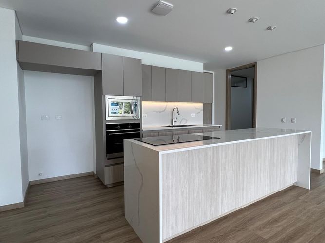 Apartamento de 3 alcobas en arriendo en El Porvenir, Rionegro, 167 m² · foto 5 de 19
