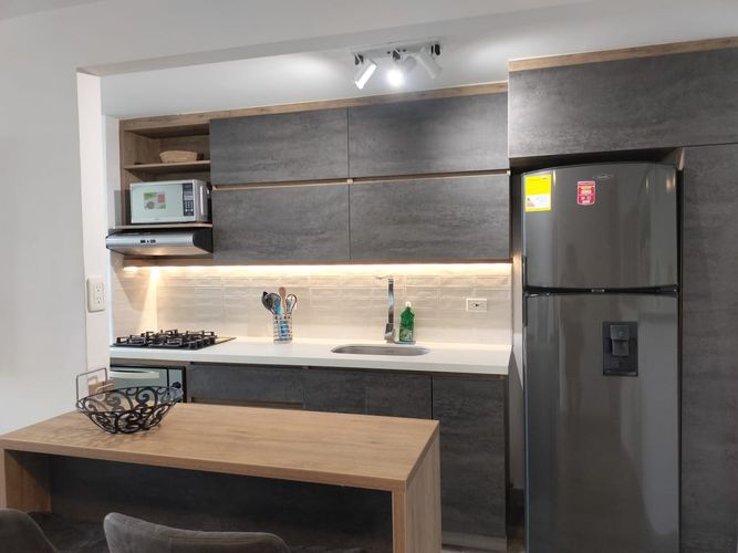 Apartamento de 1 alcoba en arriendo en El Poblado, Medellín, 57 m² · foto 5 de 14
