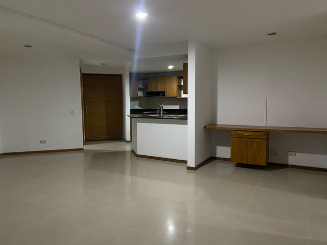 Apartamento de 3 alcobas en arriendo en Vegas De La Doctora, Sabaneta, 110 m² · foto 3 de 18