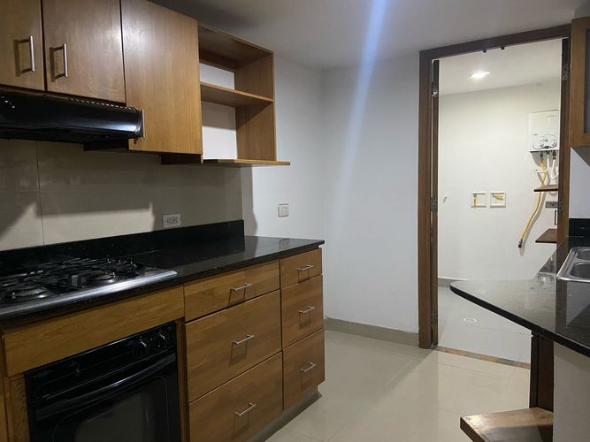 Apartamento de 3 alcobas en arriendo en Vegas De La Doctora, Sabaneta, 110 m² · foto 6 de 18