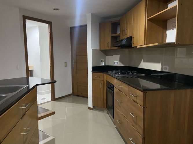 Apartamento de 3 alcobas en arriendo en Vegas De La Doctora, Sabaneta, 110 m² · foto 7 de 18