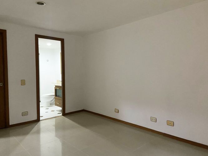 Apartamento de 3 alcobas en arriendo en Vegas De La Doctora, Sabaneta, 110 m² · foto 12 de 18