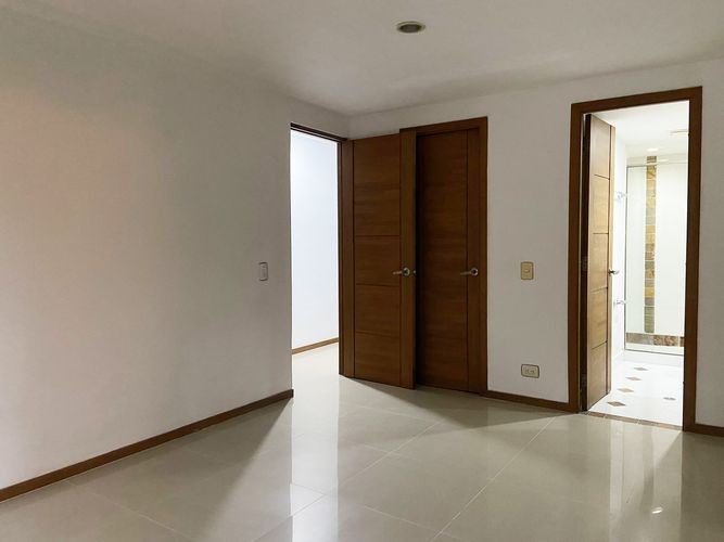Apartamento de 3 alcobas en arriendo en Vegas De La Doctora, Sabaneta, 110 m² · foto 13 de 18