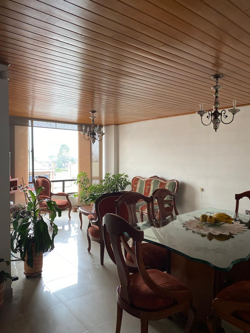 Apartamento en venta en Galerias, Bogotá · foto 2 de 22