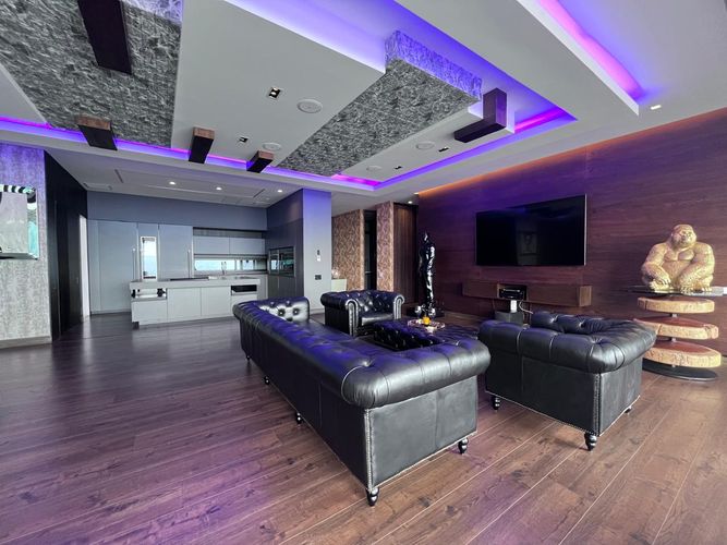 Apartamento de 3 alcobas en venta en El Poblado, Medellín, 346 m² · foto 4 de 20