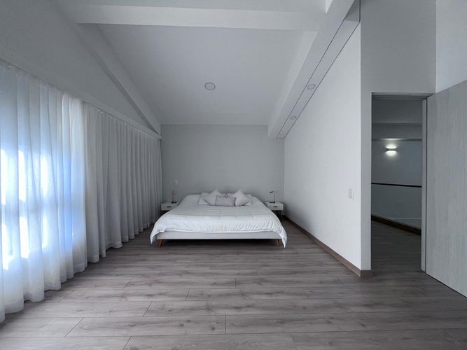 Casa de 3 alcobas en venta en Loma El Atravesado, Envigado, 179 m² · foto 10 de 20