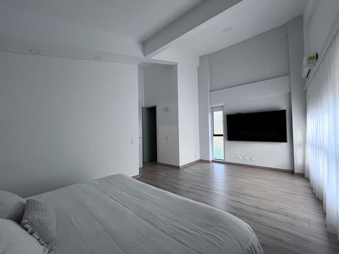 Casa de 3 alcobas en venta en Loma El Atravesado, Envigado, 179 m² · foto 12 de 20