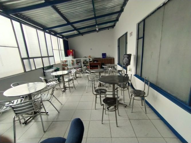 Casa de 4 alcobas en venta en Engativá, Bogotá, 800 m² · foto 5 de 24