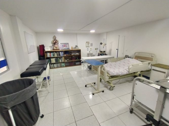 Casa de 4 alcobas en venta en Engativá, Bogotá, 800 m² · foto 9 de 24