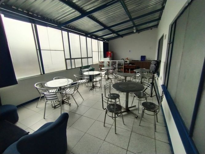 Casa de 4 alcobas en venta en Engativá, Bogotá, 800 m² · foto 10 de 24