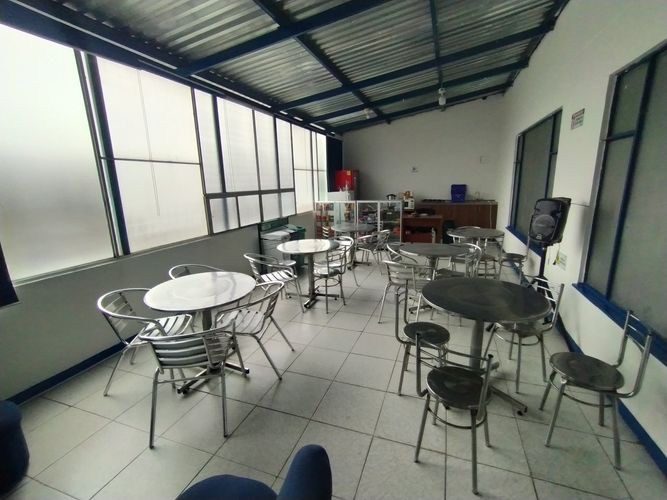 Casa de 4 alcobas en venta en Engativá, Bogotá, 800 m² · foto 13 de 24