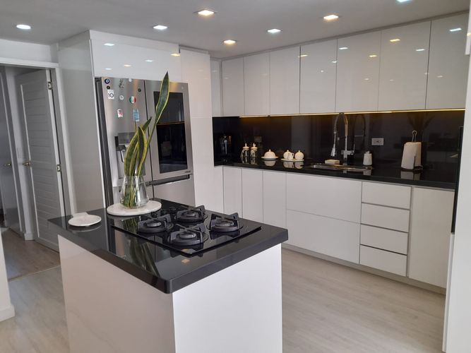Casa de 4 alcobas en venta en San Jose De Bavaria, Bogotá, 335 m² · foto 14 de 24