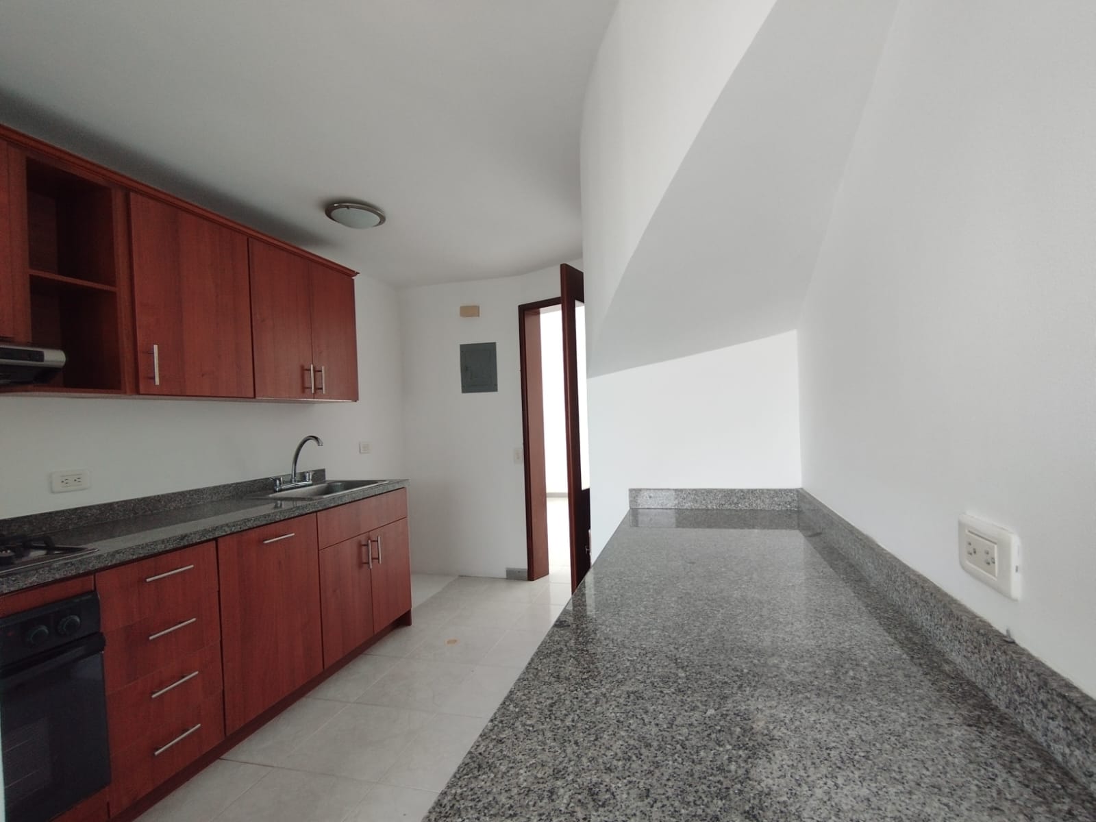 Casa en venta en Los Alamos, Pereira · foto 3 de 16