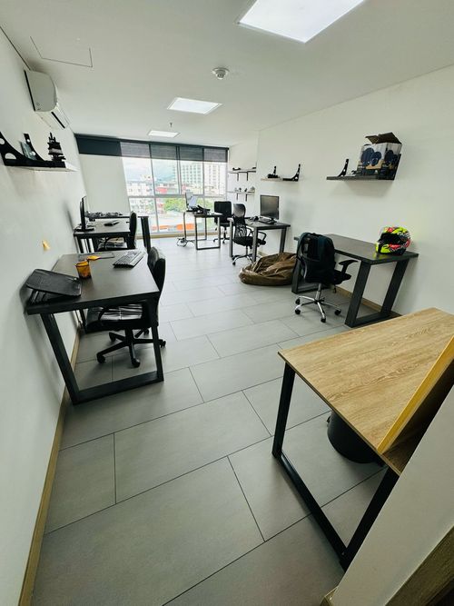 Oficina en venta en Los Alpes, Pereira, 35 m² · foto 2 de 11