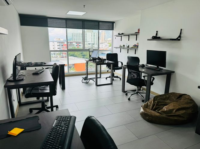 Oficina en venta en Los Alpes, Pereira, 35 m² · foto 3 de 11