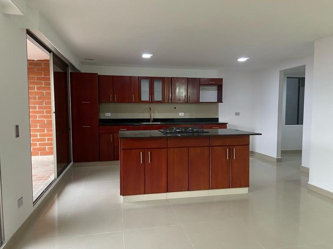 Apartamento de 4 alcobas en venta en Vegas De La Doctora, Sabaneta, 326 m² · foto 6 de 19