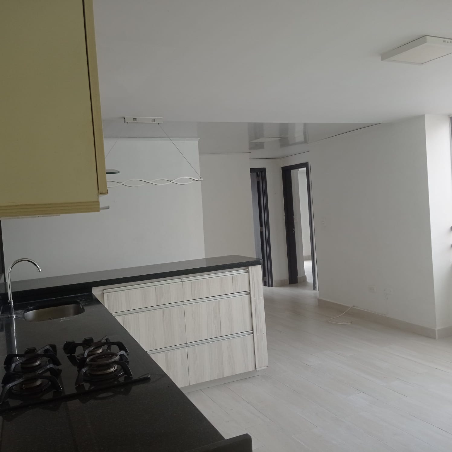 Apartamento en venta en Sector Plaza De Bolivar, Pereira · foto 2 de 7