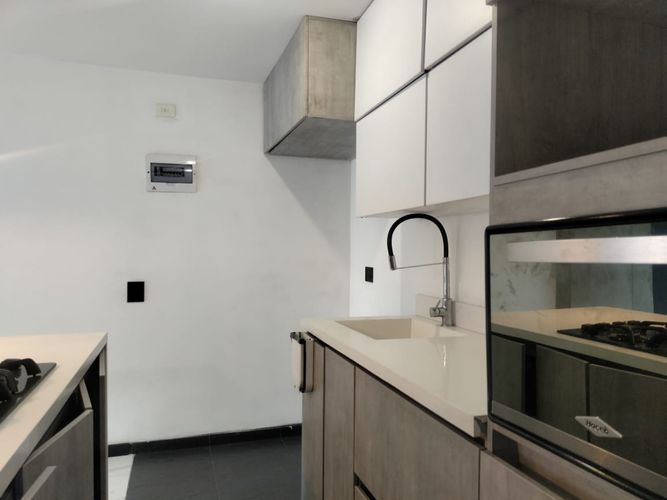 Apartamento de 1 alcoba en venta en El Poblado, Medellín, 70 m² · foto 8 de 16