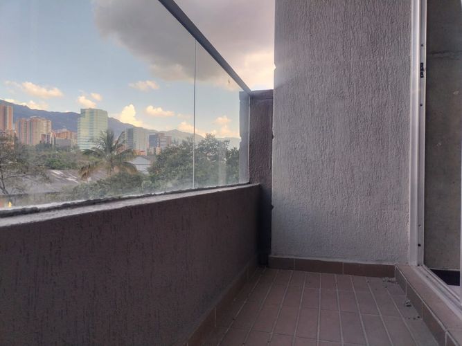 Apartamento de 1 alcoba en venta en El Poblado, Medellín, 70 m² · foto 16 de 16