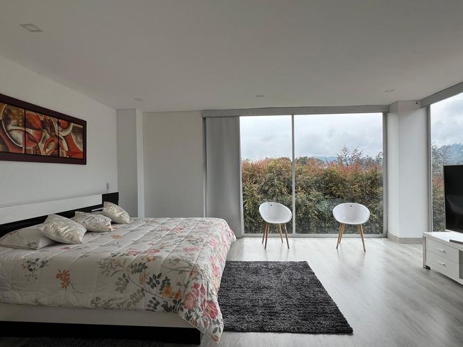 Casa de 4 alcobas en arriendo en Las Palmas, Envigado, 450 m² · foto 11 de 20