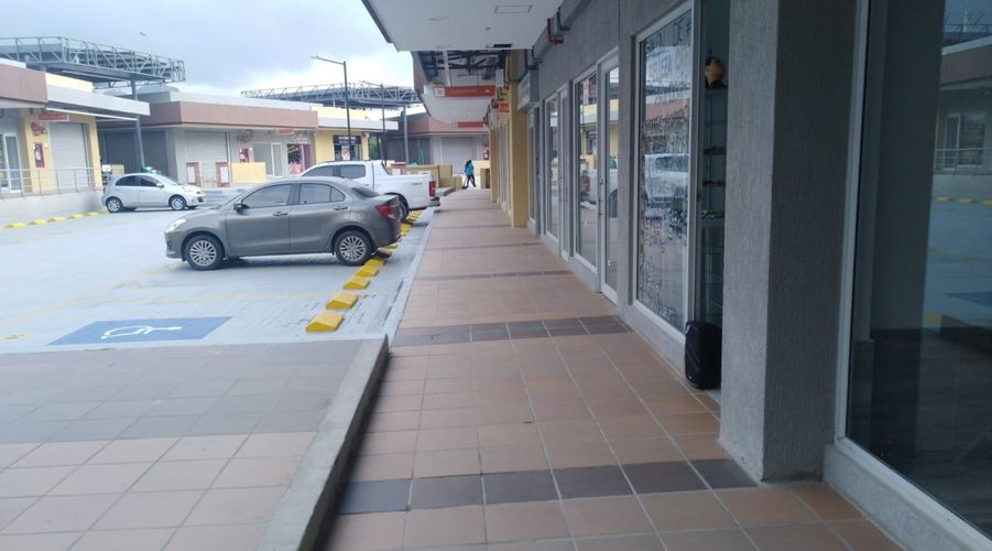 Local en arriendo en Ciudad Verde, Soacha, 18 m² · foto 14 de 17