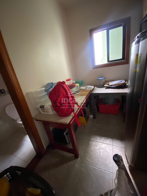 Apartamento de 3 alcobas en venta en Granada, Cali, 220 m² · foto 10 de 24