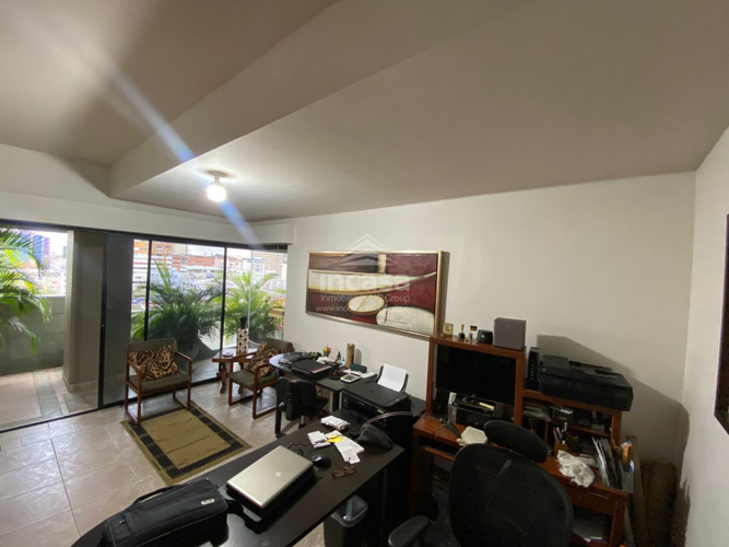 Apartamento de 3 alcobas en venta en Granada, Cali, 220 m² · foto 13 de 24