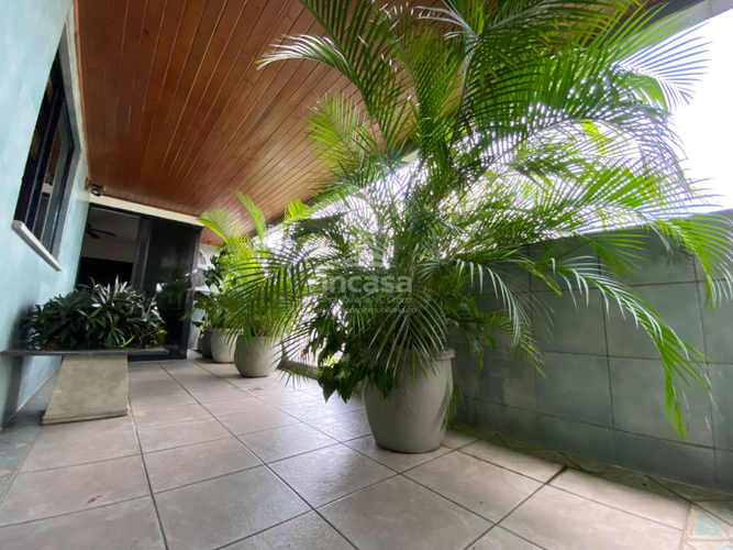 Apartamento de 3 alcobas en venta en Granada, Cali, 220 m² · foto 14 de 24