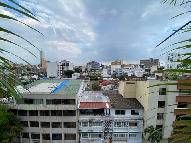 Apartamento de 3 alcobas en venta en Granada, Cali, 220 m² · foto 15 de 24
