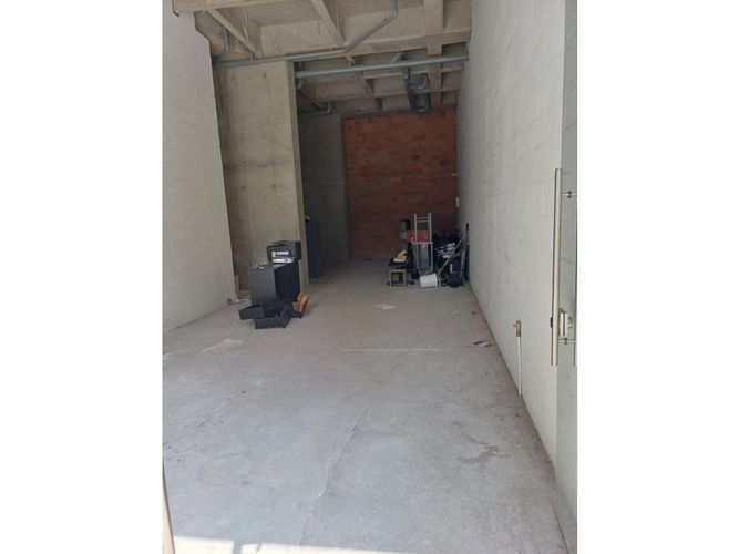 Local en arriendo en Caicedo, Medellín, 78 m² · foto 2 de 3