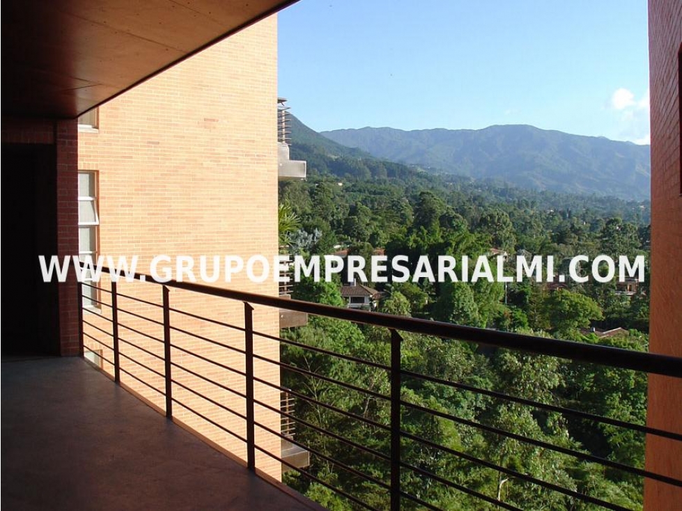 Apartment for sale in El Poblado, Medellín 3