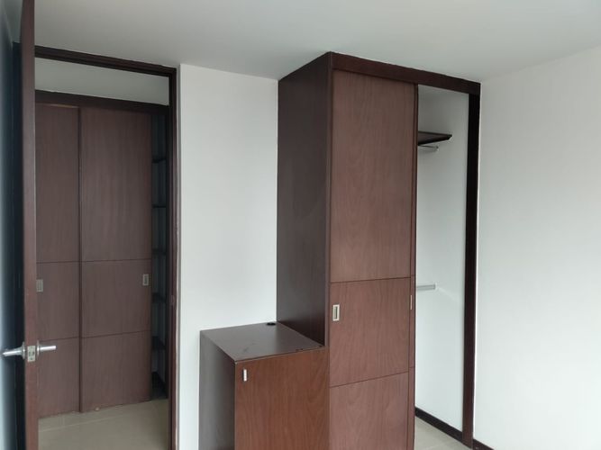 Apartamento de 2 alcobas en arriendo en El Poblado, Medellín, 74 m² · foto 12 de 15