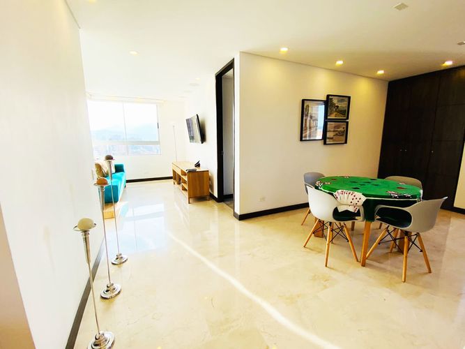 Apartamento de 2 alcobas en arriendo en El Poblado, Medellín, 125 m² · foto 7 de 16
