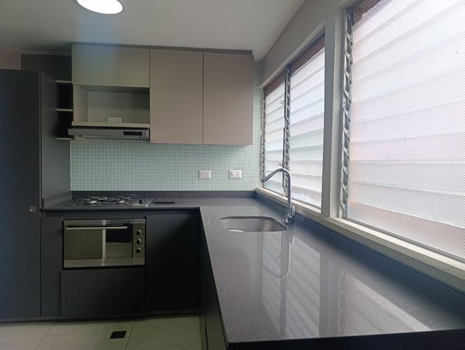 Apartamento de 3 alcobas en arriendo en La Florida, Medellín, 83 m² · foto 5 de 17
