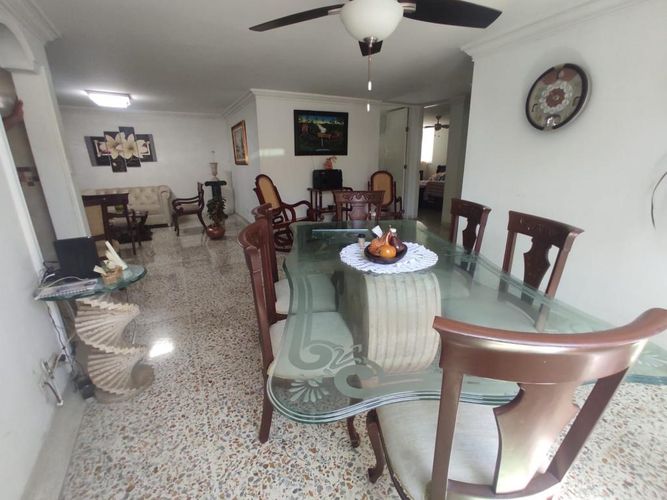 Apartamento de 3 alcobas en venta en Altos De Riomar, Barranquilla, 110 m² · foto 2 de 16