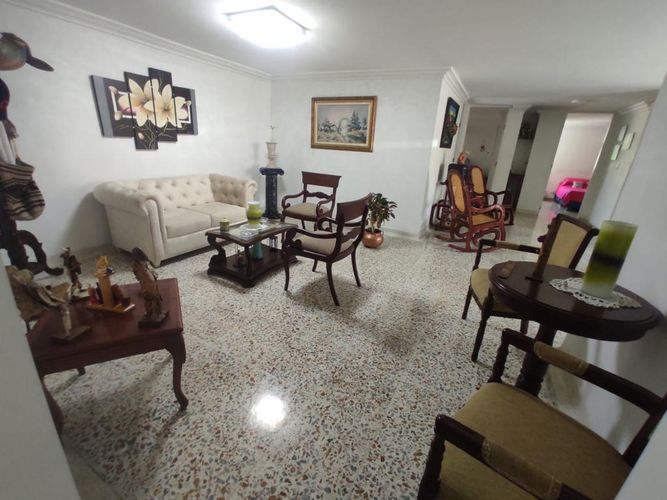 Apartamento de 3 alcobas en venta en Altos De Riomar, Barranquilla, 110 m² · foto 3 de 16