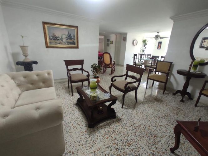 Apartamento de 3 alcobas en venta en Altos De Riomar, Barranquilla, 110 m² · foto 7 de 16