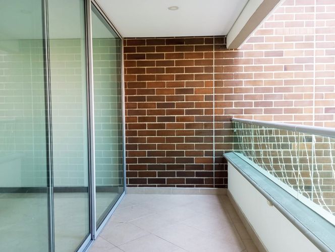 Apartamento de 3 alcobas en arriendo en El Poblado, Medellín, 129 m² · foto 19 de 20