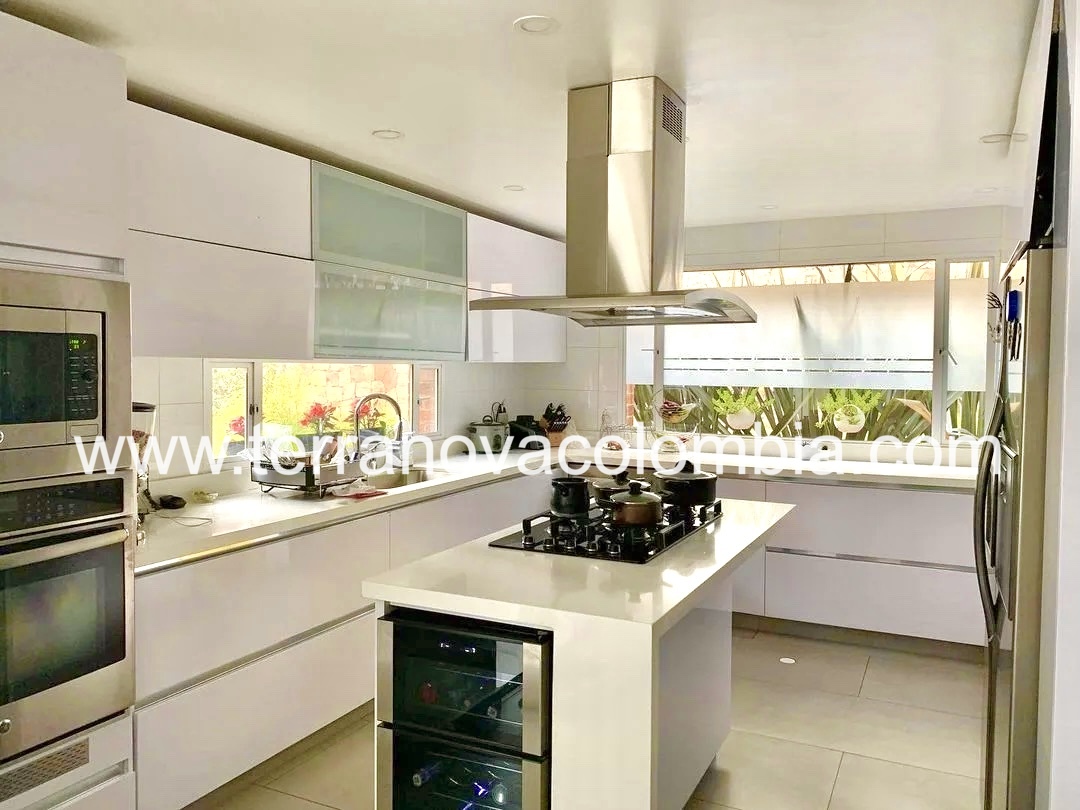 Casa en venta en Cerros De Suba, Bogotá · foto 7 de 16