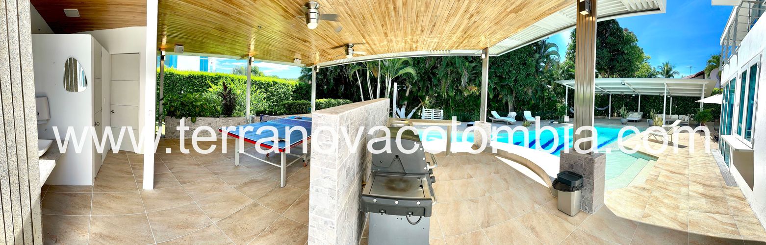 Casa de 5 alcobas en venta en Cn. Campestre El Peñon, Girardot, 865 m² · foto 9 de 24