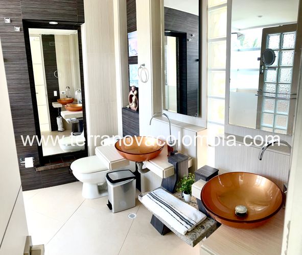 Casa de 5 alcobas en venta en Cn. Campestre El Peñon, Girardot, 865 m² · foto 24 de 24