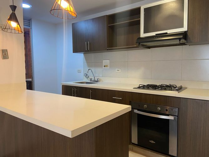Apartamento de 3 alcobas en arriendo en Ub Cortijo De San Jose, Sabaneta, 96 m² · foto 6 de 19