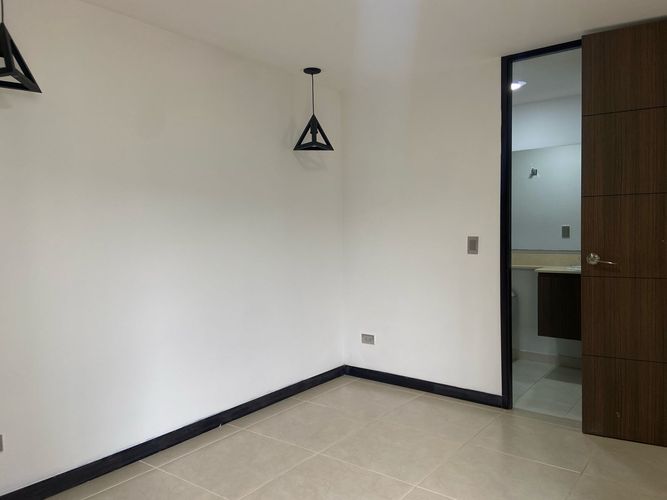 Apartamento de 3 alcobas en arriendo en Ub Cortijo De San Jose, Sabaneta, 96 m² · foto 10 de 19