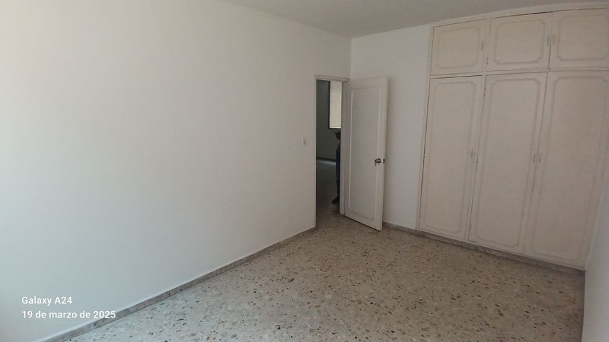 Edificio en venta en Santa Monica, Cali, 1200 m² · foto 6 de 24